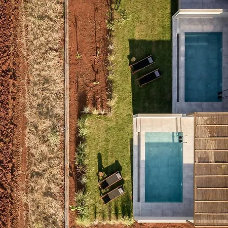 Aparthotel Aku With Private Pools *