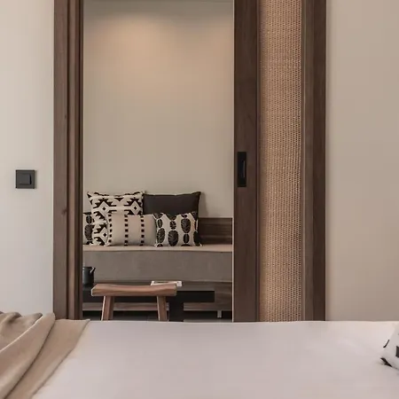Aku With Private Pools Apart Otel