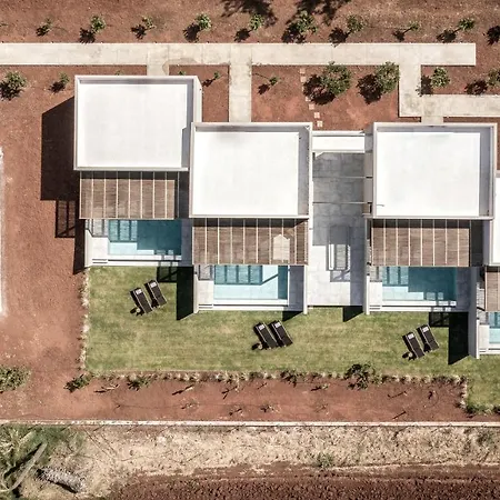 Aku With Private Pools Apart Otel *